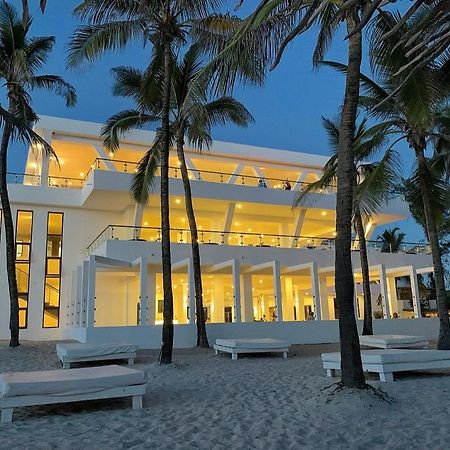 Barracuda Inn Resort Watamu Exterior photo