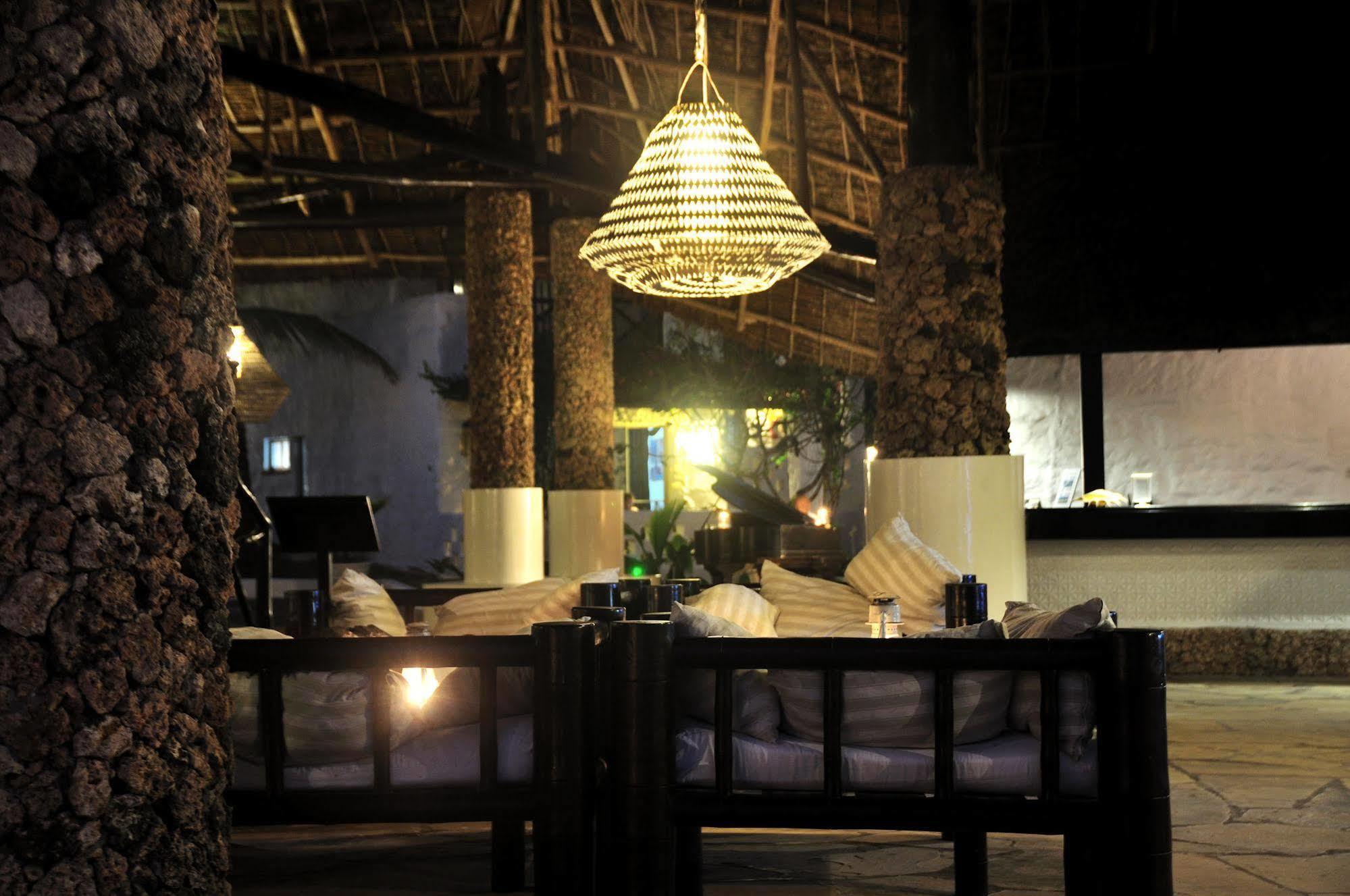 Barracuda Inn Resort Watamu Exterior photo